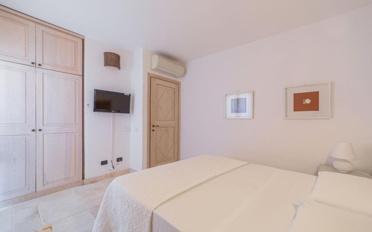 Murphy Holiday Home - Ester'S House La Maddalena  Esterno foto
